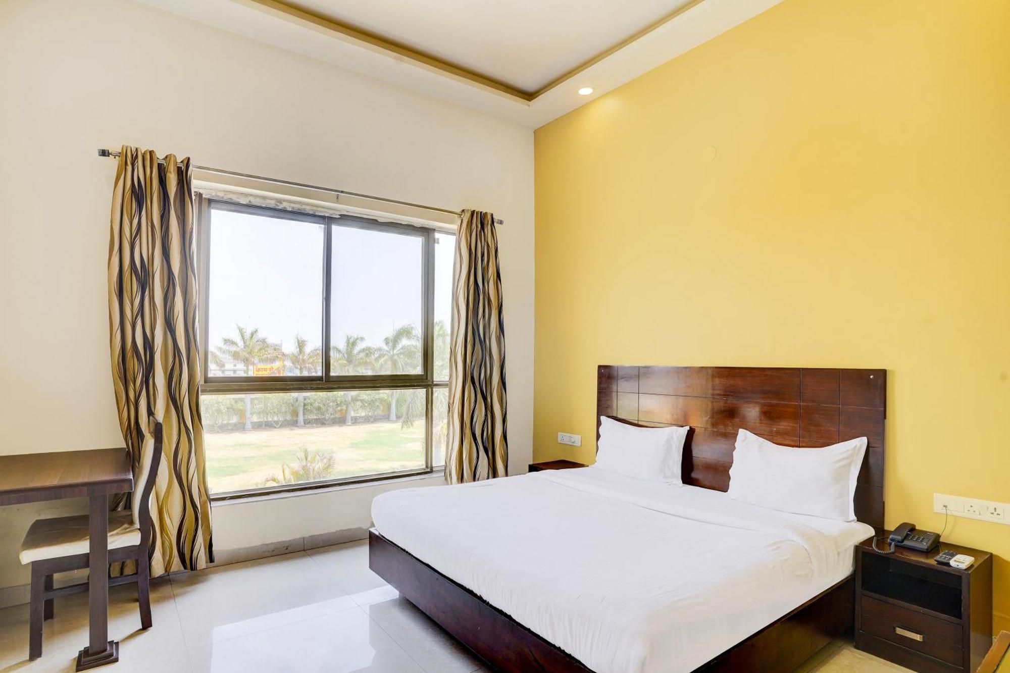 Hotel Amrit Manthan Chittorgarh エクステリア 写真